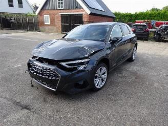 rozbiórka samochody osobowe Audi A3 A3 Sportback (8YA), Hatchback 5-drs, 2019 1.4 40 TFSIe 16V 2021/6