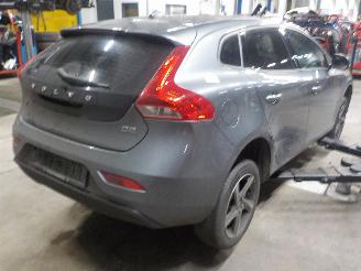 Volvo V-40 V40 (MV) 2.0 D2 16V (D4204T8(Euro 6b)) [88kW]  (02-2015/08-2019) picture 3
