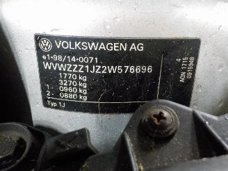 Volkswagen Golf Golf IV (1J1) Hatchback 2.3 V5 GTI 20V (AQN) [125kW]  (10-2000/06-2005=
) picture 6