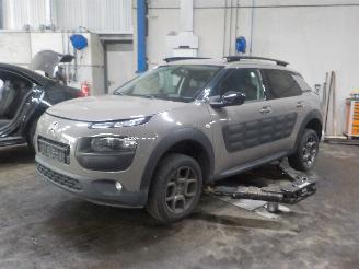 Auto da rottamare Citroën C4 C4 Cactus (0B/0P) Hatchback 5-drs 1.2 PureTech 82 12V (EB2F(HMZ)) [60k=
W]  (09-2014/...) 2014