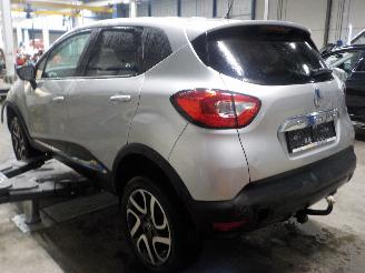 Renault Captur Captur (2R) SUV 1.2 TCE 16V EDC (H5F-408(H5F-F4)) [87kW]  (01-2016/...=
) picture 4