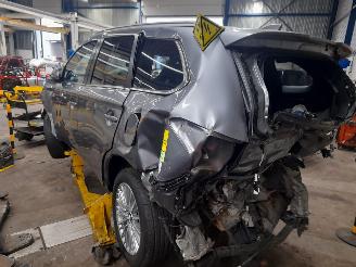 Mitsubishi Outlander Outlander (GF/GG) SUV 2.4 16V PHEV 4x4 (4B12) [153kW]  (09-2018/12-202=
2) picture 4