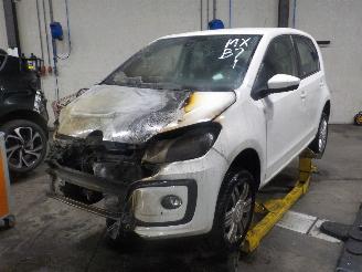 Volkswagen Up! Up! (121) Hatchback 1.0 12V 75 (CWRA) [55kW]  (08-2011/11-2019) picture 1