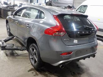 Volvo V-40 V40 (MV) Hatchback 5-drs 2.0 D2 16V (D4204T8(Euro 6b)) [88kW]  (02-201=
5/08-2019) picture 4