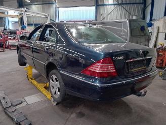 Mercedes S-klasse S (W220) Sedan 3.2 S-320 18V (M112.944) [165kW]  (10-1998/08-2005) picture 4