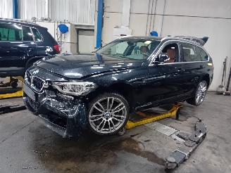 Uttjänta bilar auto BMW 3-serie 3 serie Touring (F31) Combi 320i 2.0 16V (B48-B20A) [135kW]  (07-2015/=
06-2019) 2017