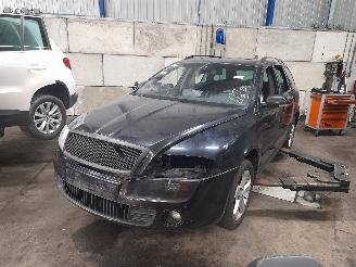 Salvage car Skoda Octavia Octavia Combi (1Z5) Combi 5-drs 2.0 Turbo FSI 16V RS (BWA) [147kW]  (1=
0-2005/02-2013) 2007