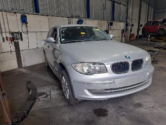 BMW 1-serie 1 serie (E87/87N) Hatchback 5-drs 116d 16V (N47-D20A) [85kW]  (03-2009=
/06-2011) picture 2