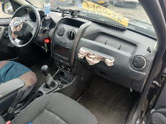 Dacia Duster Duster (HS) SUV 1.6 16V (K4M-896(K4M-28)) [77kW]  (04-2010/01-2018) picture 7