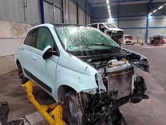 Renault Twingo Twingo III (AH) Hatchback 5-drs 1.0 SCe 70 12V (H4D-400(H4D-A4)) [52kW=
]  (09-2014/...) picture 2