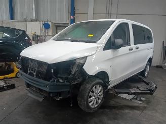 Uttjänta bilar auto Mercedes Vito Vito Tourer (447.7) Bus 1.6 111 CDI 16V (OM622.951) [84kW]  (10-2014/.=
=2E.) 2016/0