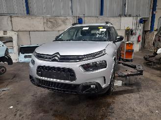 Citroën C4 C4 Cactus (0B/0P) Hatchback 5-drs 1.6 Blue Hdi 100 (DV6FD(BHY)) [73kW]=
  (09-2014/06-2018) picture 1
