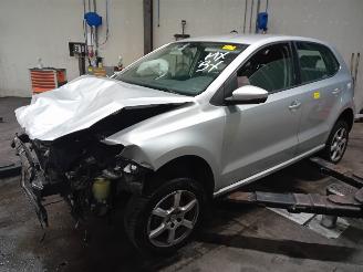 Uttjänta bilar auto Volkswagen Polo Polo V (6R) Hatchback 1.2 TSI (CBZC(Euro 5)) [66kW]  (05-2011/05-2014)= 2013/0