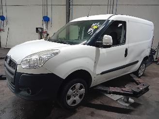 Uttjänta bilar auto Fiat Doblo Doblo Cargo (263) Van 1.3 D Multijet (263.A.2000) [66kW]  (02-2010/12-=
2023) 2014/9