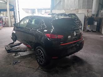 Renault Clio Clio IV (5R) Hatchback 5-drs 0.9 Energy TCE 90 12V (H4B-400(H4B-A4)) [=
66kW]  (11-2012/08-2021) picture 4