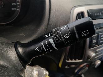 Hyundai I-20 i20 Hatchback 1.2i 16V (G4LA) [63kW]  (03-2012/12-2015) picture 16