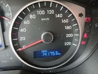 Hyundai I-20 i20 Hatchback 1.2i 16V (G4LA) [63kW]  (03-2012/12-2015) picture 2