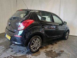Hyundai I-20 i20 Hatchback 1.2i 16V (G4LA) [63kW]  (03-2012/12-2015) picture 6