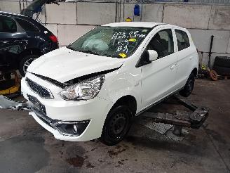 Coche siniestrado Mitsubishi Space-star Space Star (A0) Hatchback 1.0 12V (3A90(Euro 5)) [52kW]  (05-2012/...)= 2018