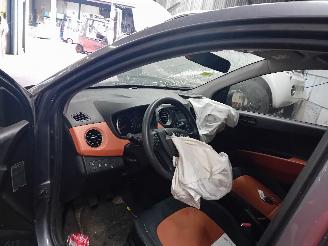 Hyundai I-10 i10 (B5) Hatchback 1.0 12V (G3LA) [49kW]  (08-2013/06-2020) picture 5