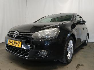 uszkodzony samochody osobowe Volkswagen Golf Golf VI (5K1) Hatchback 1.2 TSI BlueMotion (CBZB) [77kW]  (11-2008/11-=
2012) 2011/6