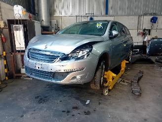 Uttjänta bilar auto Peugeot 308 308 SW (L4/L9/LC/LJ/LR) Combi 5-drs 1.6 BlueHDi 120 (DV6FC(BHZ)) [88kW=
]  (03-2014/12-2021) 2015/0