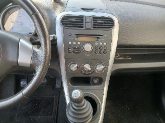 Opel Agila Agila (B) MPV 1.2 16V (K12B(Euro 4; Euro 5)) [63kW]  (04-2008/10-2012)= picture 17