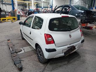 Renault Twingo Twingo II (CN) Hatchback 3-drs 1.2 (D7F-800(Euro 4)) [43kW]  (03-2007/=
09-2014) picture 4