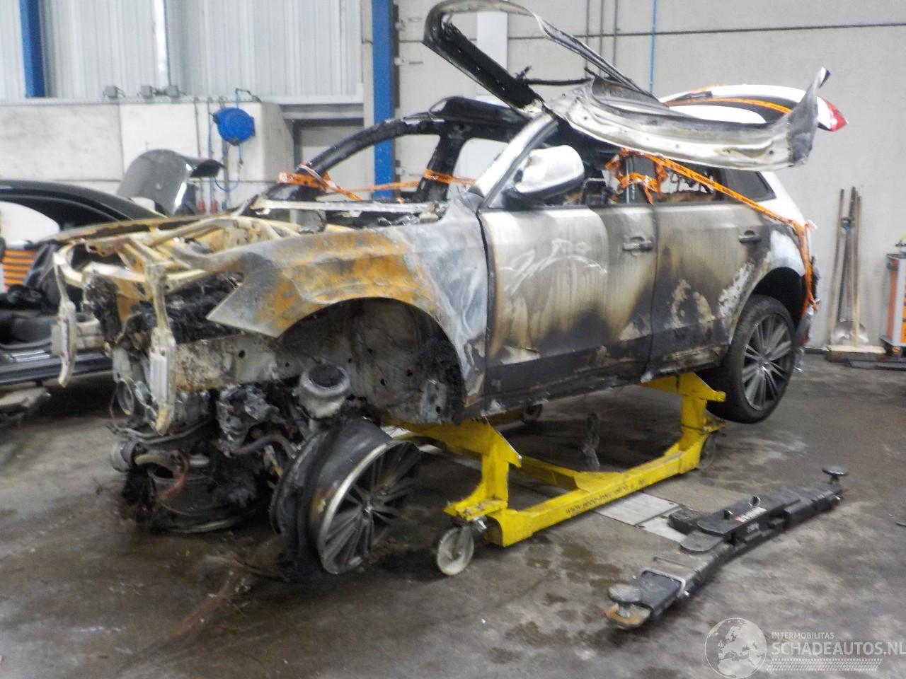 Audi Q5 Q5 (8RB) SUV 2.0 TFSI 16V Quattro (CDNC(Euro 5)) [155kW]  (11-2008/09-=
2012)