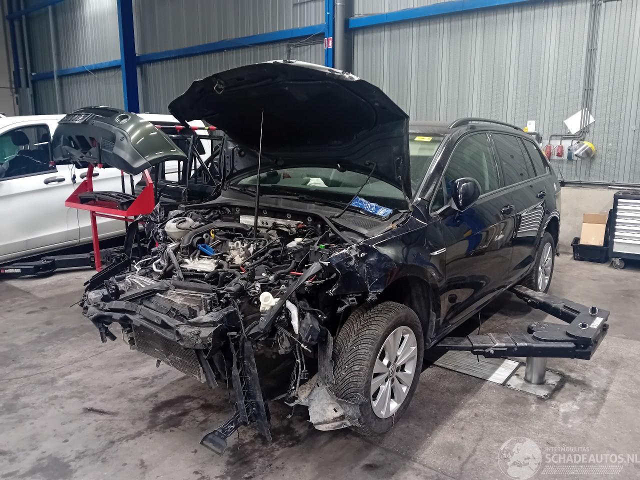 Volkswagen Golf Golf VII Variant (AUVV) Combi 1.0 TSI 12V BlueMotion Technology (CHZD)=
 [85kW]  (05-2015/12-2020)