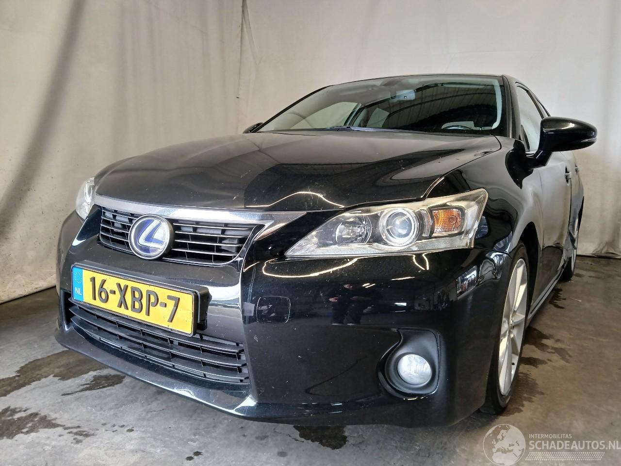 Lexus Ct CT 200h Hatchback 1.8 16V (2ZRFXE) [100kW]  (09-2011/...)