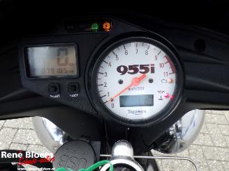 Triumph Speed Triple 955i picture 9