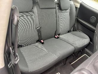 Mercedes A-klasse 150 1.5i 95pk automaat Polar Star - nap - airco - cruise - lmv - mistlampen - licht + regensensor + dimmend spiegel picture 42