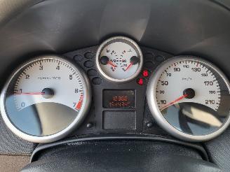 Peugeot 207 Peugeot 207 5 Drs 1.4 VTi Cool \'n Blue picture 13