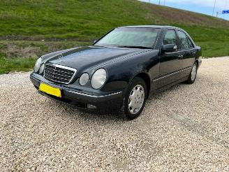 Mercedes E-klasse 430 Avantgarde !!! B6 ARMOURED GEPANTSERD GEPANZERT!!! picture 1