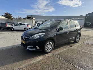 Vrakbiler auto Renault Scenic 1.2 Tce  Limited 2014/10