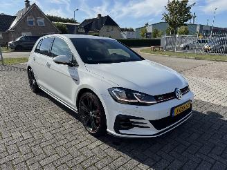 Vaurioauto  passenger cars Volkswagen Golf 2.0 TSI GTI 230 Pk 2018/8