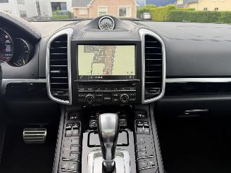 Porsche Cayenne 3.0 S E-Hybrid picture 16