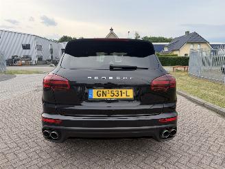 Porsche Cayenne 3.0 S E-Hybrid picture 7