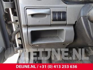 Iveco Daily New Daily IV, Van, 2006 / 2011 35C14V, C14V/P, S14C, S14C/P, S14V, S14V/P picture 25