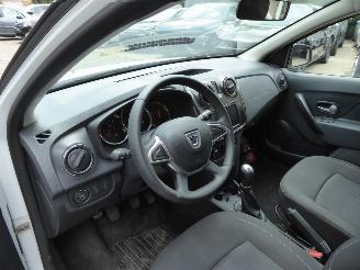 Dacia Sandero Laureate picture 10