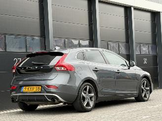Volvo V-40 1.6 D2 R-Design picture 4