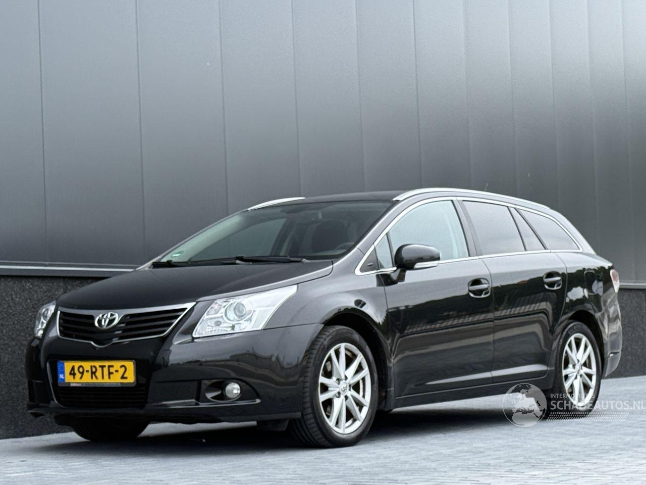 Toyota Avensis 2.0 D-4D Navi Clima Camera
