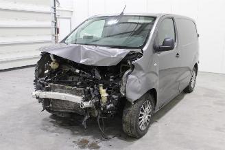 skadebil auto Toyota ProAce CITY 2018/1