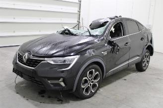Vrakbiler auto Renault Arkana  2021/11