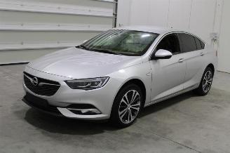 Démontage voiture Opel Insignia  2020/2