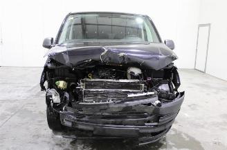 Volkswagen Transporter T6 picture 21