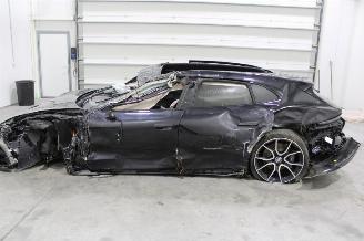 Porsche Taycan  picture 6