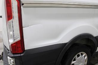 Ford Transit  picture 15