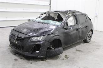 Vrakbiler auto Peugeot 208  2024/2